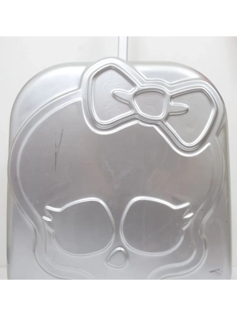 Monster High Skullette Rolling Hardcase Luggage Case Silver Travel Doll Case